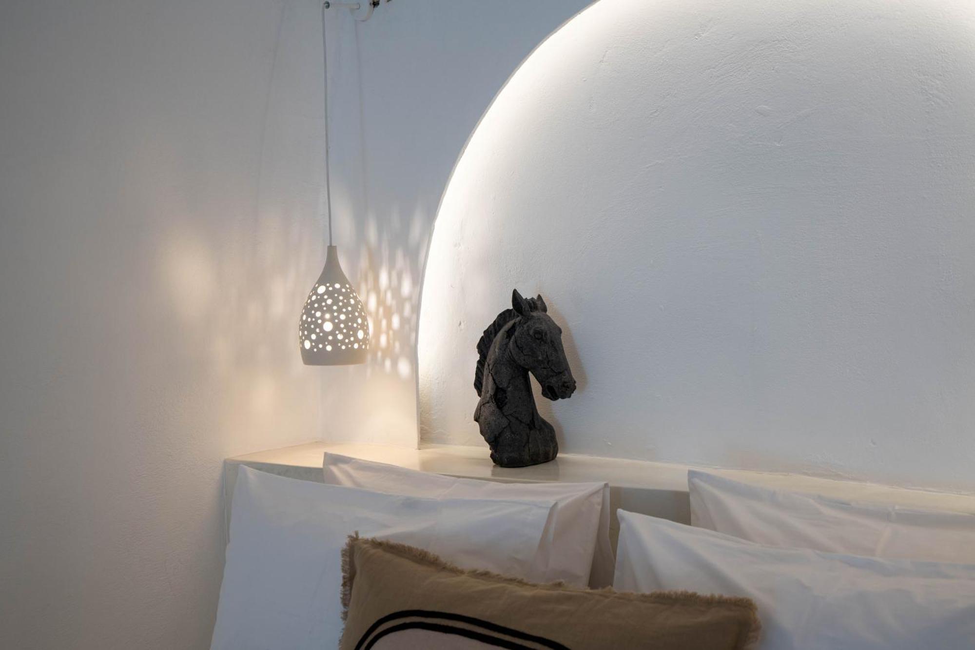 The Magic Luxury Cave Suites Vothon ภายนอก รูปภาพ