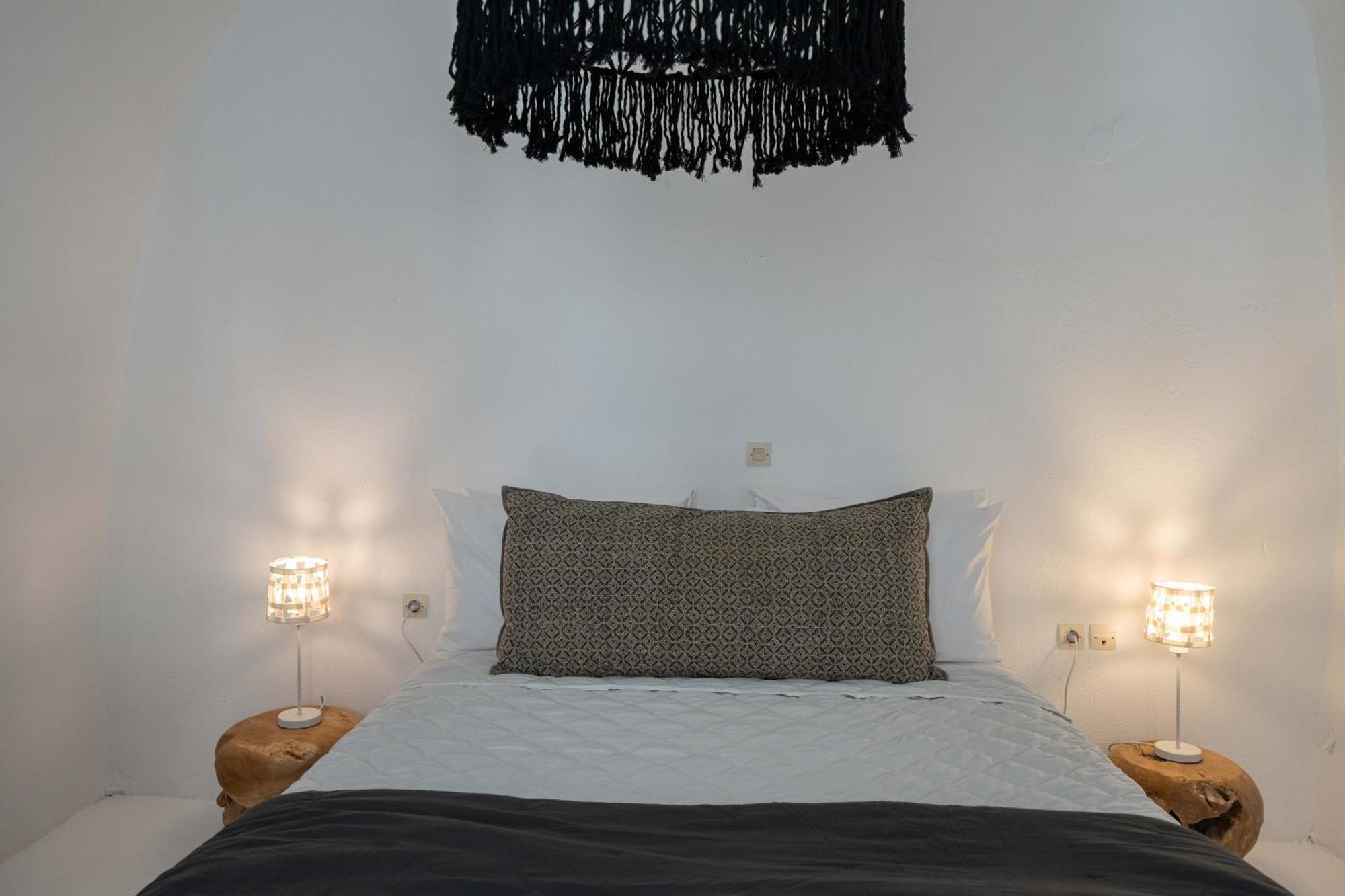 The Magic Luxury Cave Suites Vothon ภายนอก รูปภาพ